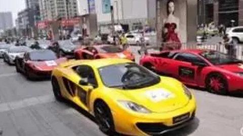 【揭秘彩界】[燕初飞双色球大预测]2025137期：12红球+2蓝球，今日号码揭晓，见证奇迹的时刻！